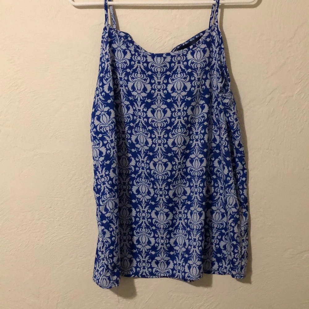 Patterned Tank Blouse w/ Bow on Back